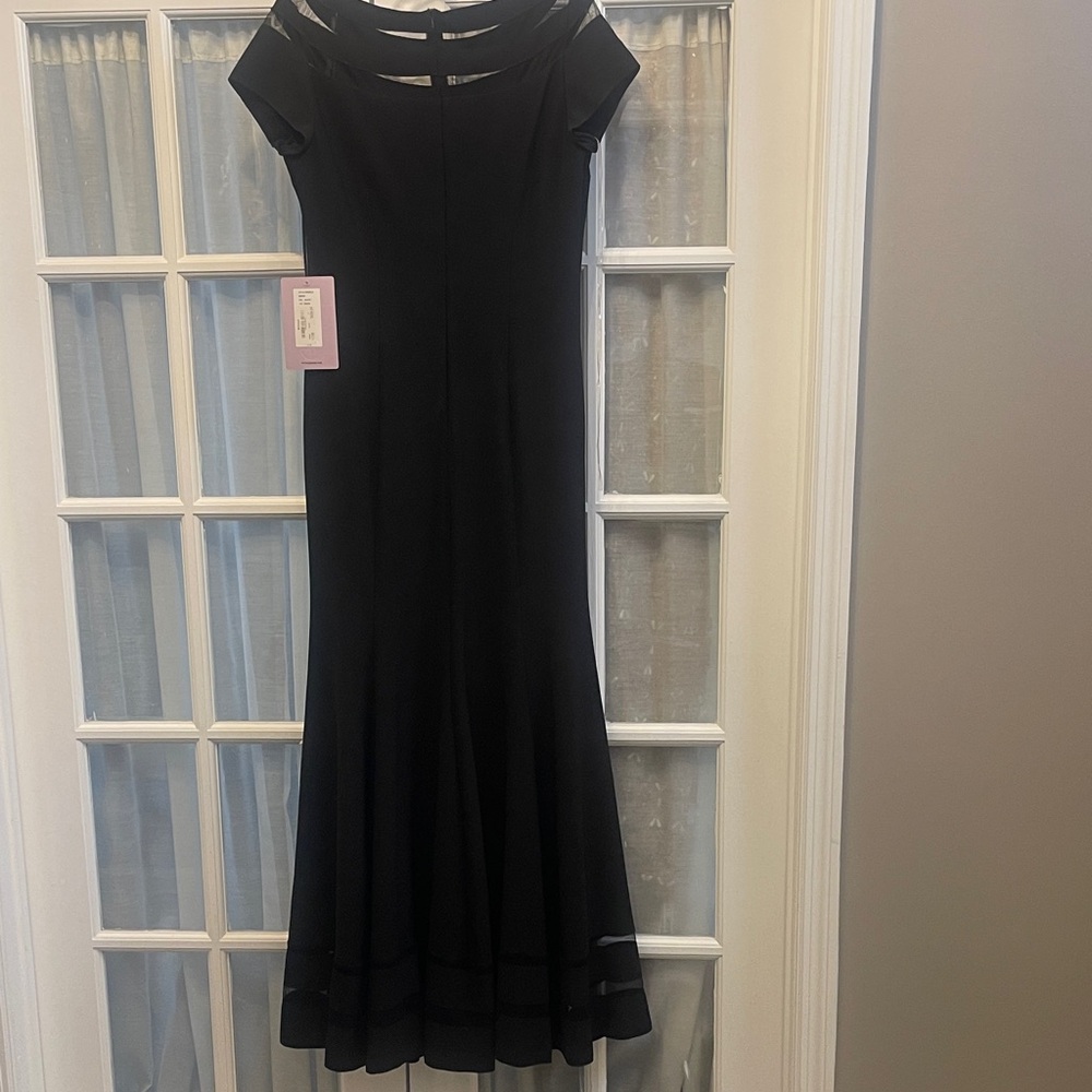 Beautiful Black JS Collections Gown size 12. New with tags. - Picture 3 of 4